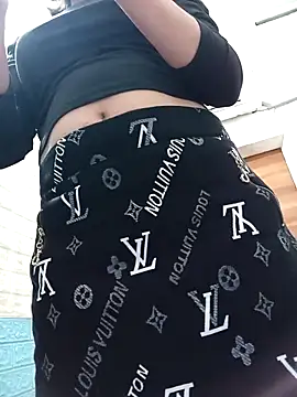 Thaohoa love online show from November 16, 2025, 8:35 pm