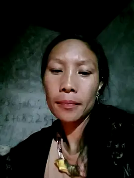 Lisa pusy online show from November 18, 2025, 11:02 am