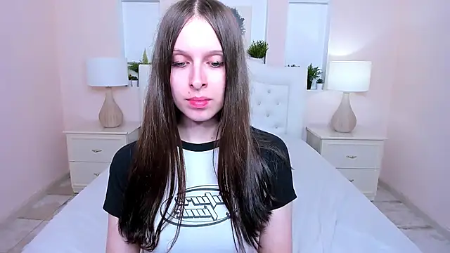 dark k1tty online show from June 11, 2026, 2:53 am