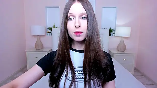 dark k1tty online show from June 17, 2026, 9:03 pm