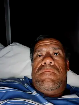 curiousonlooker10 online show from March 22, 2026, 5:32 am