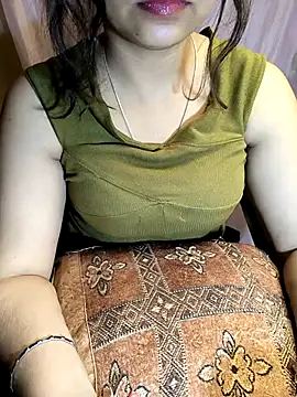 queenbuggi online show from February 28, 2026, 6:35 am