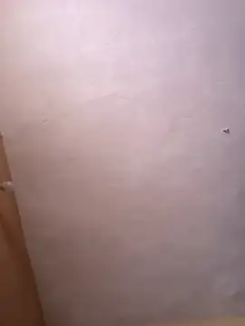 queenbuggi online show from February 17, 2026, 9:39 am