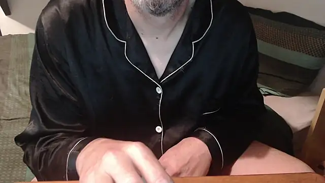 idiotpig66 online show from March 8, 2025, 4:50 pm