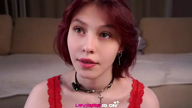 Snapshot of LurleneRamo chatting on June 10, 2026, 1:07 am LurleneRamo online show from June 10, 2026, 1:07 am