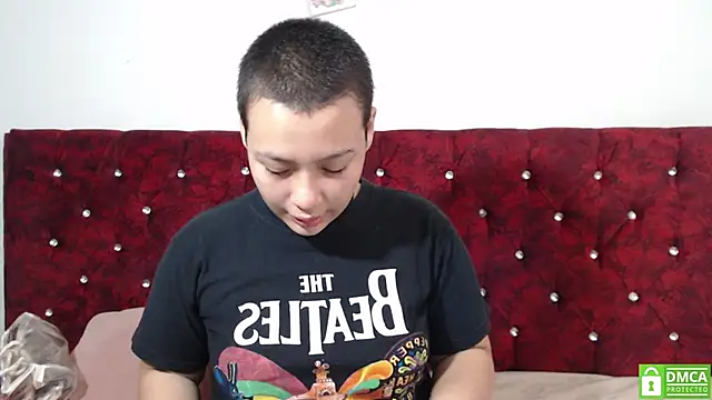 Snapshot of Cherry_vald chatting on November 26, 2025, 11:43 am Cherry vald online show from November 26, 2025, 11:43 am