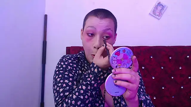 Snapshot of Cherry_vald chatting on November 14, 2025, 12:31 pm Cherry vald online show from November 14, 2025, 12:31 pm