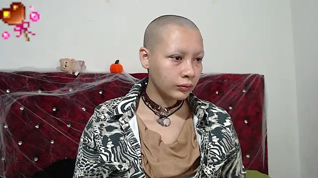 Snapshot of Cherry_vald chatting on October 26, 2025, 11:43 am Cherry vald online show from October 26, 2025, 11:43 am