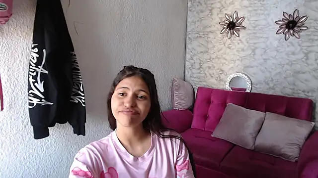 Evagirl69 online show from April 30, 2026, 8:57 pm