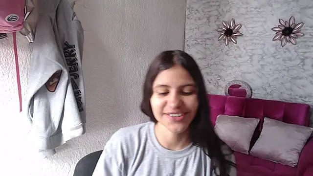 Evagirl69 online show from May 5, 2026, 12:30 pm