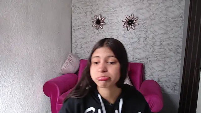 Evagirl69 online show from April 21, 2026, 12:56 pm