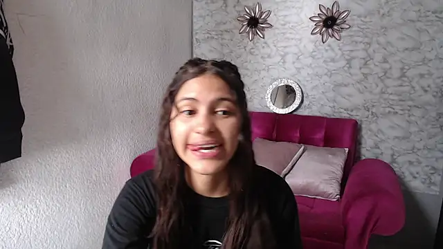 Evagirl69 online show from April 29, 2026, 6:14 pm