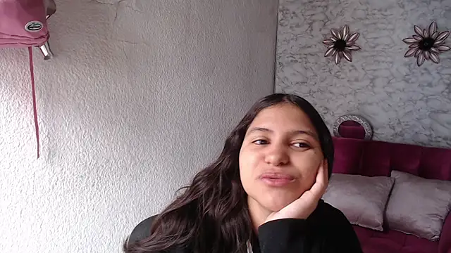 Evagirl69 online show from May 6, 2026, 12:20 pm
