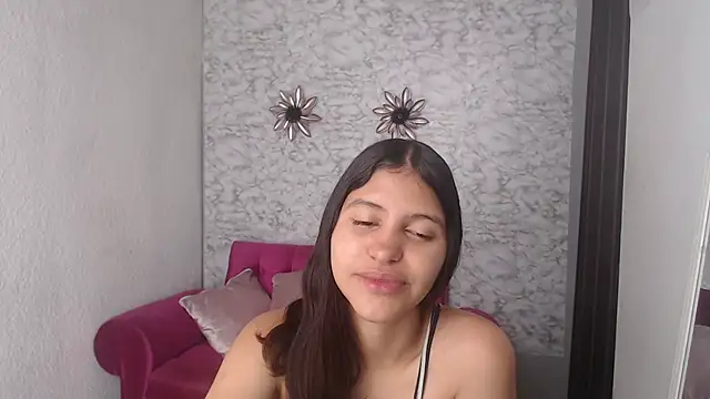 Evagirl69 online show from October 23, 2025, 6:17 pm