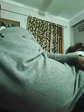 vardh033 online show from February 14, 2026, 5:13 pm