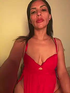 AlisSon  hot online show from July 14, 2026, 4:24 pm