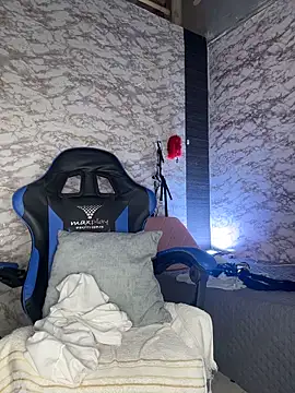 Snapshot of AlisSon__hot chatting on February 26, 2026, 9:04 pm AlisSon hot online show from February 26, 2026, 9:04 pm