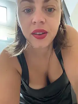 ladywithbigass online show from October 7, 2025, 5:08 am