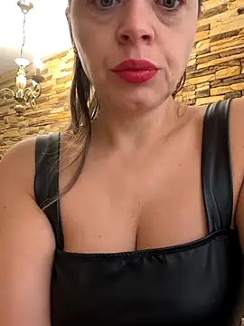 ladywithbigass online show from September 26, 2025, 5:03 am