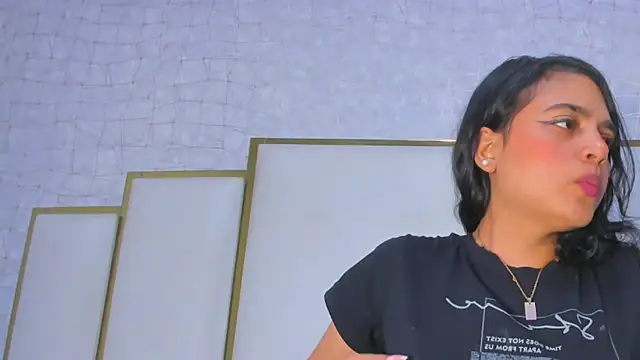 thalia888  online show from December 20, 2025, 7:50 pm