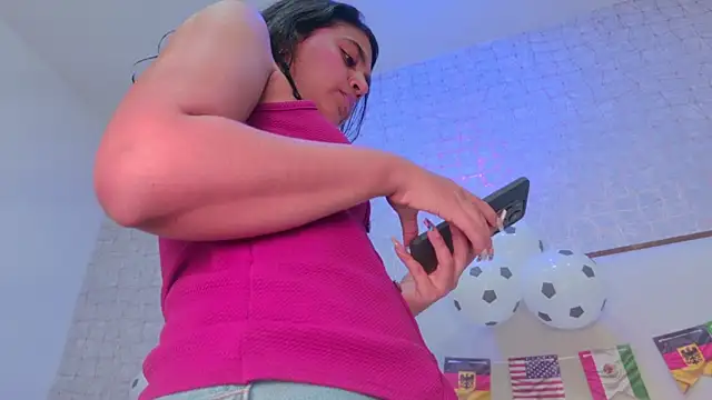 Snapshot of thalia888_ chatting on June 20, 2026, 7:08 pm thalia888 online show from June 20, 2026, 7:08 pm