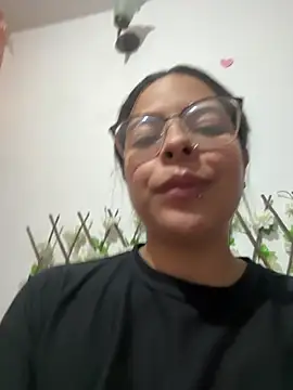 Snapshot of MiaCollinssx chatting on July 12, 2026, 2:45 am MiaCollinssx online show from July 12, 2026, 2:45 am