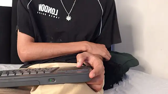 alexmark  online show from February 18, 2026, 1:18 pm