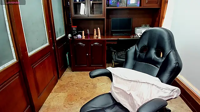 Snapshot of SexyRachel_ chatting on November 23, 2025, 12:04 pm SexyRachel online show from November 23, 2025, 12:04 pm