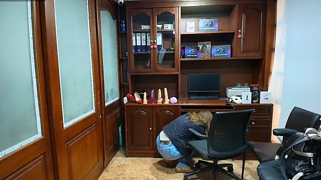 Snapshot of SexyRachel_ chatting on December 5, 2025, 12:04 pm SexyRachel online show from December 5, 2025, 12:04 pm