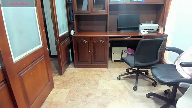 Snapshot of SexyRachel_ chatting on October 23, 2025, 12:04 pm SexyRachel online show from October 23, 2025, 12:04 pm