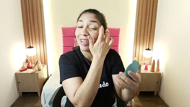 Snapshot of SexyRachel_ chatting on February 12, 2026, 7:24 pm SexyRachel online show from February 12, 2026, 7:24 pm