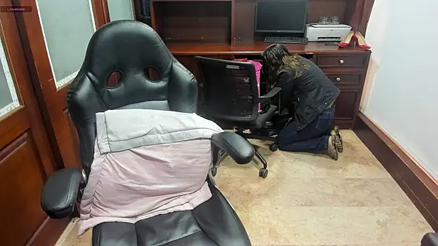 Snapshot of SexyRachel_ chatting on October 29, 2025, 12:26 pm SexyRachel online show from October 29, 2025, 12:26 pm