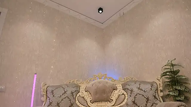 Rei ramiki online show from October 11, 2025, 5:41 am