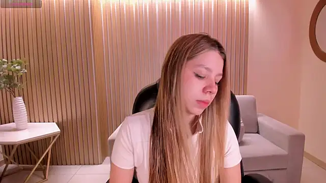 TiffannySins online show from July 11, 2026, 4:24 am