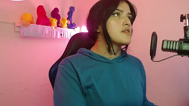 Snapshot of sari_belle chatting on October 7, 2025, 10:11 pm sari belle online show from October 7, 2025, 10:11 pm