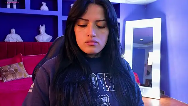 Snapshot of sari_belle chatting on October 14, 2025, 8:31 pm sari belle online show from October 14, 2025, 8:31 pm