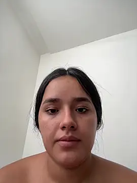 Snapshot of Luciaparker03 chatting on July 28, 2026, 4:50 pm Luciaparker03 online show from July 28, 2026, 4:50 pm