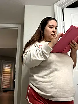 Snapshot of marcylove chatting on October 14, 2025, 5:24 pm marcylove online show from October 14, 2025, 5:24 pm