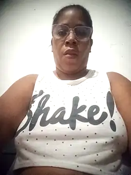 Snapshot of Big_ass_submissive chatting on February 9, 2026, 1:31 pm Big ass submissive online show from February 9, 2026, 1:31 pm