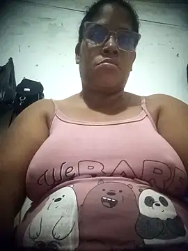 Snapshot of Big_ass_submissive chatting on March 3, 2026, 1:29 pm Big ass submissive online show from March 3, 2026, 1:29 pm