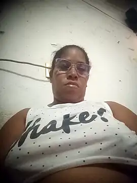 Snapshot of Big_ass_submissive chatting on March 4, 2026, 3:09 pm Big ass submissive online show from March 4, 2026, 3:09 pm