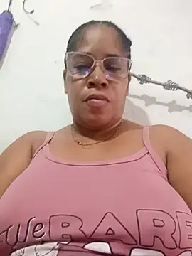 Big ass submissive online show from June 18, 2026, 12:21 pm