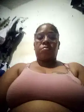 Snapshot of Big_ass_submissive chatting on March 4, 2026, 2:41 am Big ass submissive online show from March 4, 2026, 2:41 am