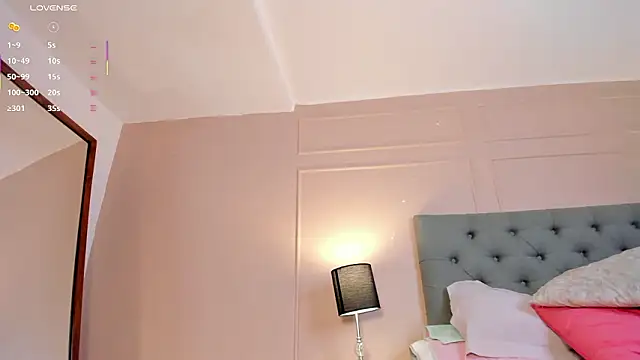  miss mia online show from March 19, 2026, 12:38 pm