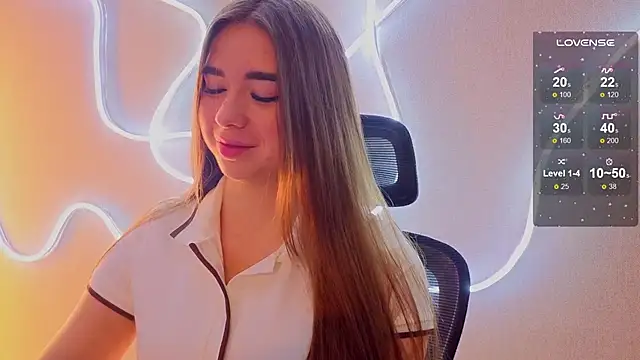 Snapshot of evapuffy chatting on November 11, 2025, 10:21 am evapuffy online show from November 11, 2025, 10:21 am