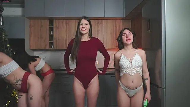 Anny Molly online show from December 23, 2025, 6:34 am