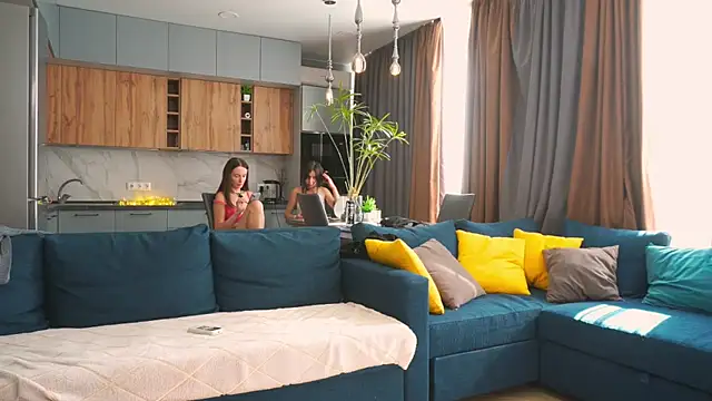 Anny Molly online show from September 11, 2025, 6:35 am