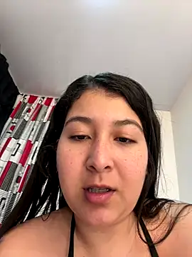 Snapshot of evelyn_1702 chatting on October 14, 2025, 9:58 pm evelyn 1702 online show from October 14, 2025, 9:58 pm