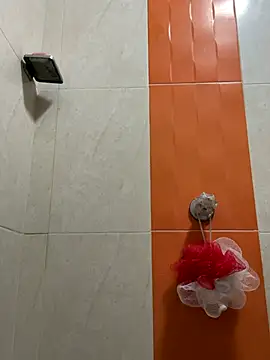 Snapshot of evelyn_1702 chatting on November 6, 2025, 11:20 pm evelyn 1702 online show from November 6, 2025, 11:20 pm