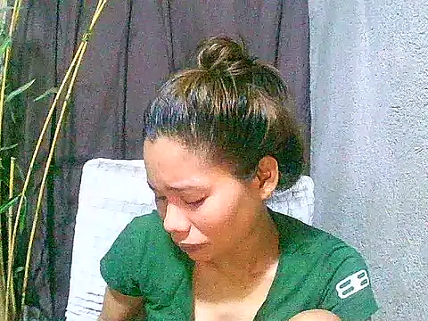 Snapshot of Sweeetgurll chatting on May 3, 2026, 1:58 pm Sweeetgurll online show from May 3, 2026, 1:58 pm